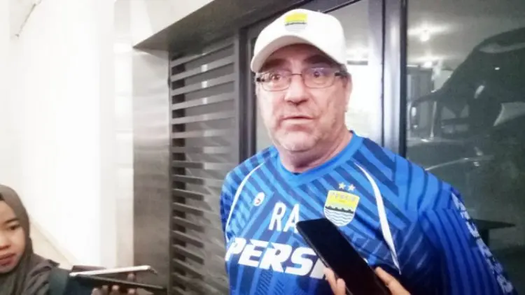 Robert Pede Persib Bisa Dapatkan 2 Trofi Juara di Musim 2021