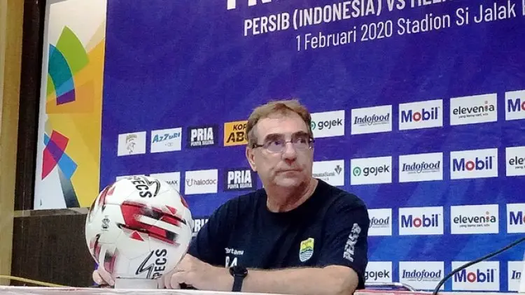 Ini Tanggapan Robert Alberts Mengenai Ezra Walian dan Farshad Noor