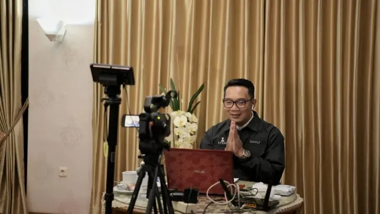 Ridwan Kamil Kepala Daerah Efektif Menangani COVID-19 Versi IJTI Jabar  