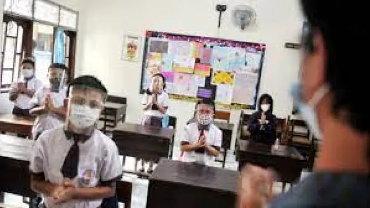 PTM Diberlakukan, Ketua DPRD Bandung: Guru dan Tenaga Pendidik Wajib Divaksin