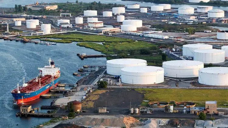 Minyak Melonjak Setelah Pertemuan OPEC+ Putuskan Kebijakan Produksi