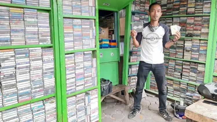 Penjual Kaset Cihapit, Dikunjungi Warga Jepang, Belanda, hingga Amerika