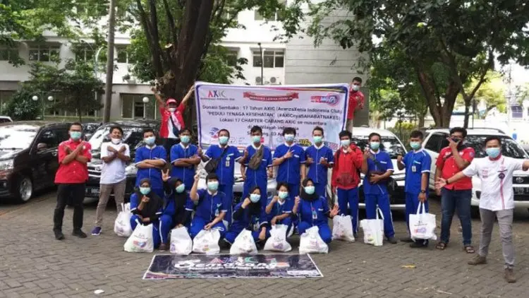 Rayakan Hari Jadi yang Ke-17, AXIC Berbagi Sembako ke Tangan Medis