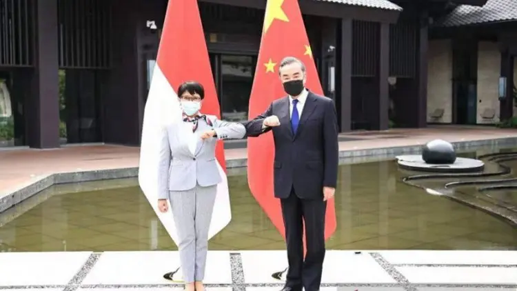 Ketika ASEAN Harus Memilih