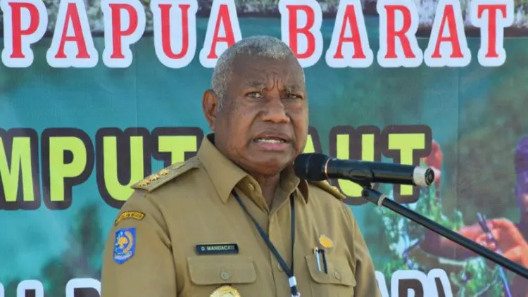 Gubernur Papua Barat Mendorong Percepatan Digitalisasi Daerah