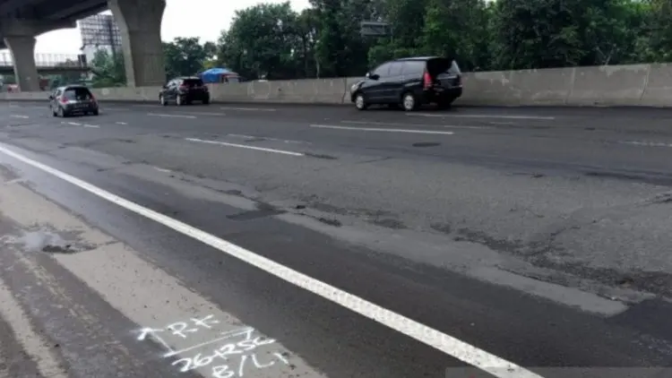 Jasa Marga Lanjutkan Rekonstruksi Tol Jakarta-Cikampek