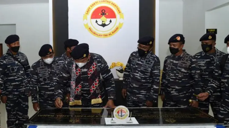 Kasal Resmikan Stasiun Bantu Kapal Selam di Natuna