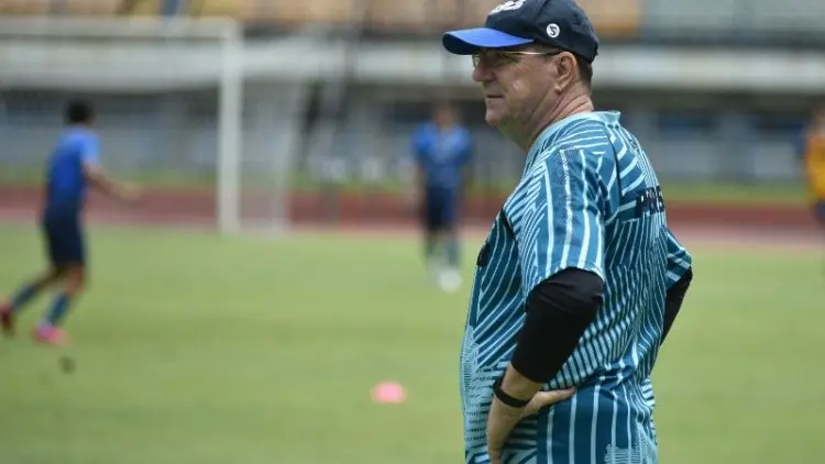 Robert Alberts Akui Persija Layak Menang Atas Persib