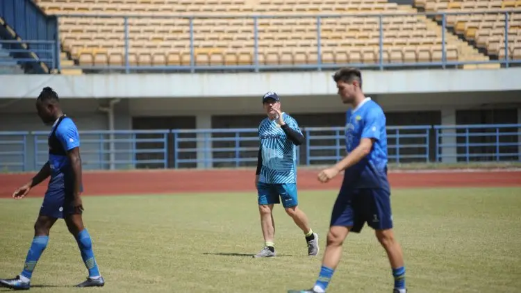 Ini Kekurangan Persib Menurut Ketua Umum Bomber