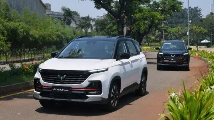 Wuling Almaz RS Sabet Penghargaan Tabloid Otomotif