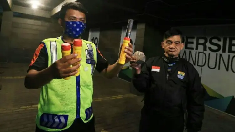Penyerangan Graha Persib, Massa dari Balubur dan Dago