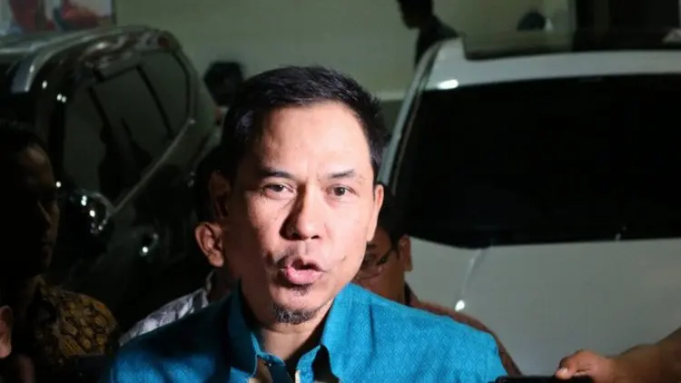 Ditangkap di Rumahnya, Polri: Munarman Terlibat Baiat di Tiga Lokasi