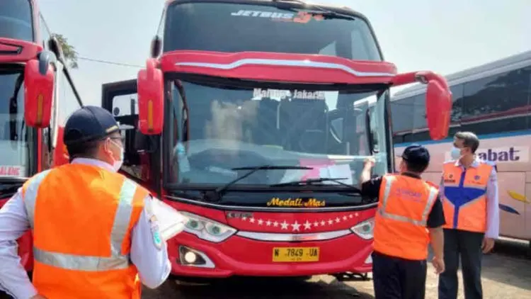 Terminal Harjamukti Hentikan Operasi Bus AKAP dan AKDP pada 6-17 Mei