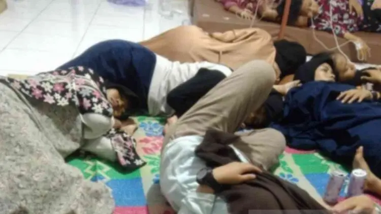 Duh, Puluhan Santri di Bekasi Keracunan Saat Buka Puasa Bersama