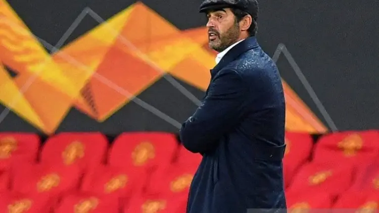 Roma yang 'Serba Salah' hingga Dibantai MU Setengah Lusin