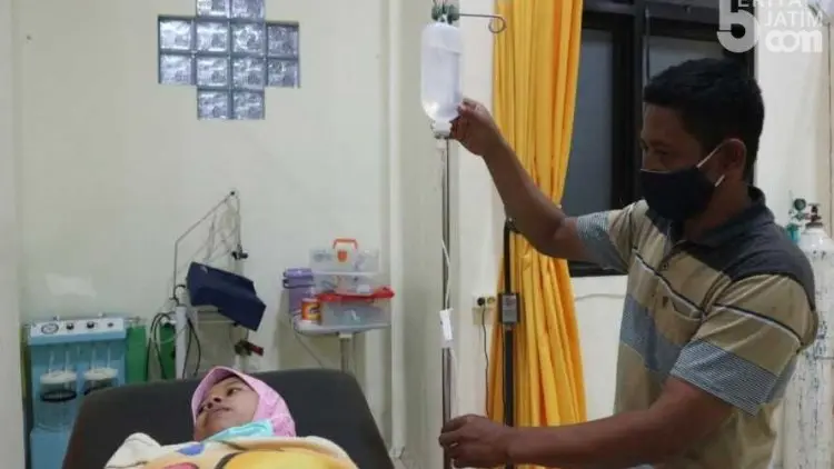 Keracunan Massal Lansia Meninggal Dunia