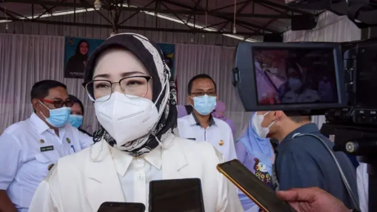 OPM Diserbu Warga Purwakarta, Semua Jadi Turun