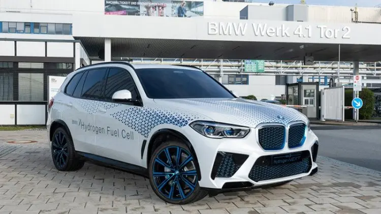 Tunggu Tahun Depan! SUV Hidrogen BMW Beredar di Pasaran