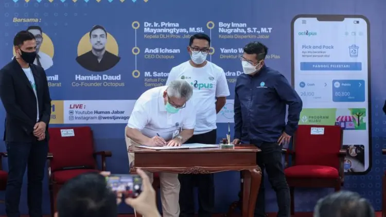 Daur Ulang Sampah jadi Cuan, Bank Bjb Jalin Kerja Sama dengan Octopus
