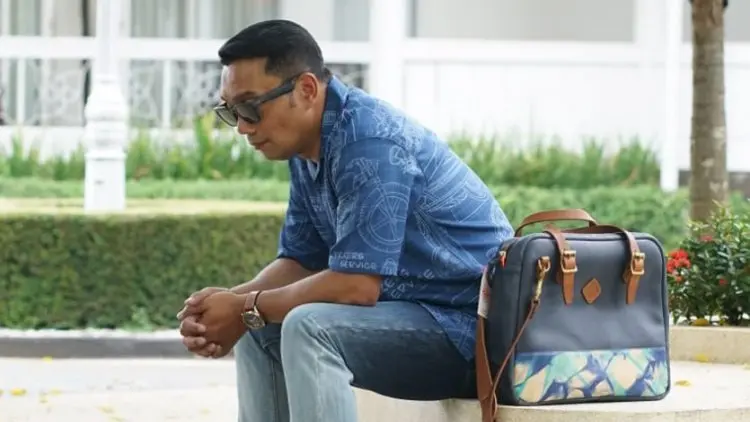 Wakafkan Imajinasi, Ridwan Kamil Desain dan Lelang Brand Lokal