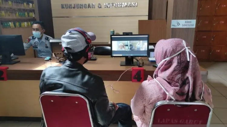Cegah Penyebaran Covid-19, Lapas Garut Buka Layanan Kunjungan Warga Binaan Secara Daring
