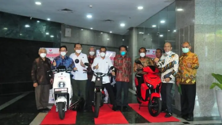 DEN: Kendaraan Listrik Bisa Tekan Defisit Transaksi Berjalan RI