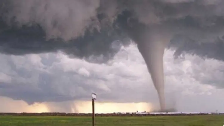 Setelah Covid, Wuhan Diterjang Tornado, 8 Tewas