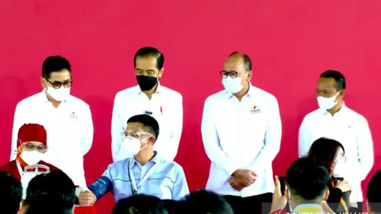 Presiden Berharap Vaksinasi Bisa Mencakup 70 Juta Warga pada September