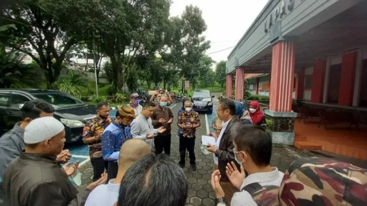 Edi Siswadi Akhirnya 'Merdeka'