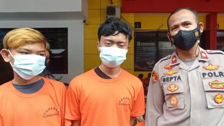 Aksinya Viral di Medsos, Pemeras Pelanggan Supermarket Dibekuk
