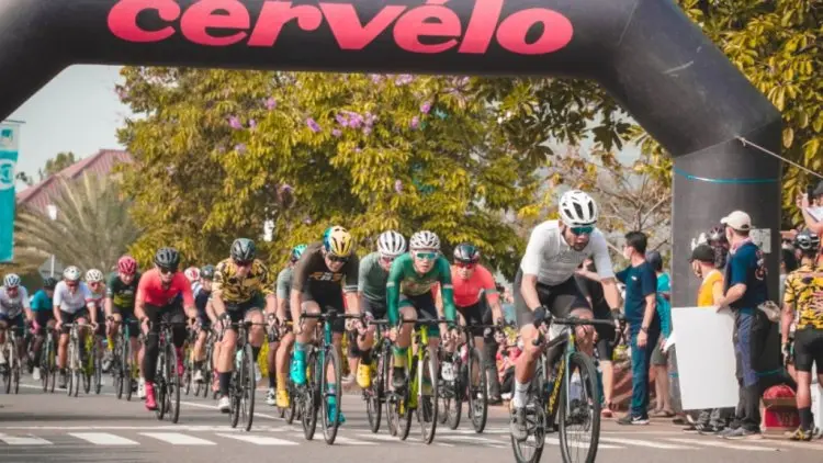 Pembalap 15 Tahun dari ASC Cycling Jawara di KLCC