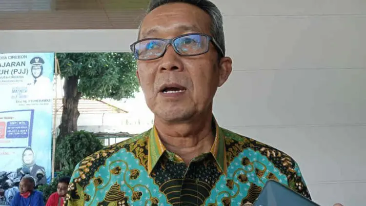 Vaksinasi Lansia di Kota Cirebon Baru 25 Persen