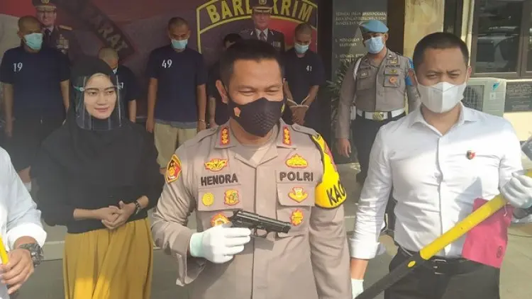 Polisi Ciduk Komplotan Pembobol Minimarket 