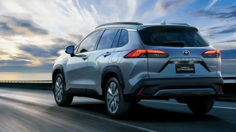 Toyota Siap Ungkap Crossover Baru Hari Ini