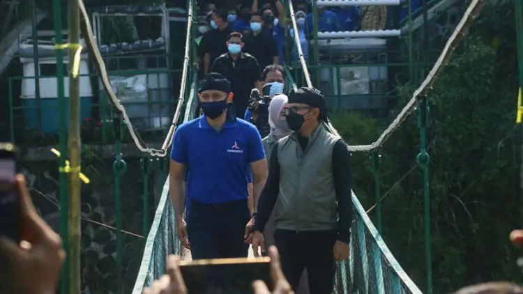 Pilpres 2024, AHY Bersanding dengan Sandiaga Uno?