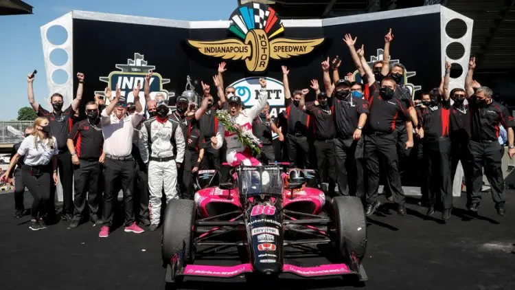 Honda Finis Pertama-Kedua di Seri Balap Indy 500
