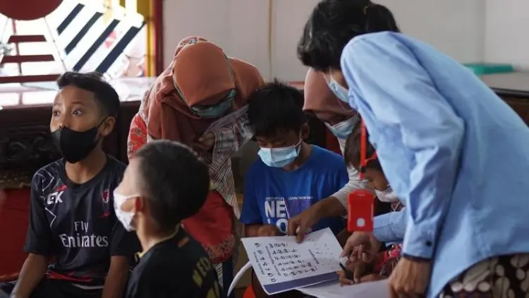Peringati HJB, Komunitas Ini Ajari Generasi Muda Soal Aksara Sunda