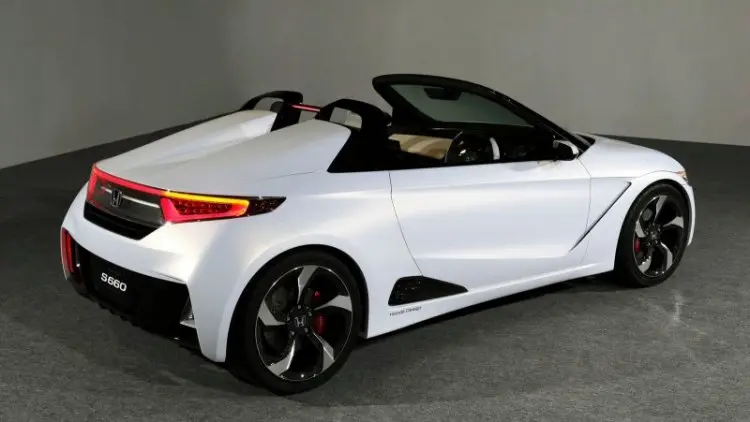 Roadster Honda S660 Mejeng di Dreams Cafe Senayan