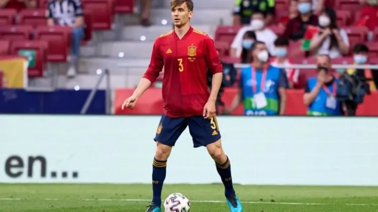 Diego Llorente Pemain Spanyol Kedua yang Positif Covid-19