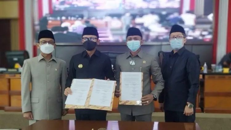 Soal Tiga Raperda Bogor. Ini Penjelasan Bima Arya