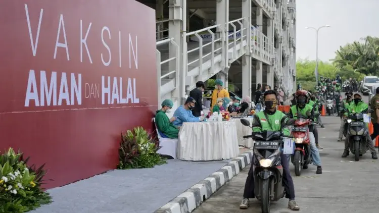 Ridwan Kamil: Vaksinasi Utamakan Daerah Penyangga
