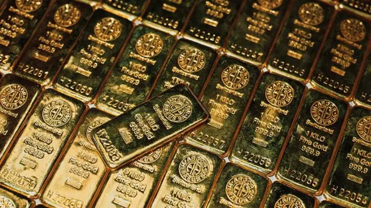 Emas Merayap Naik 0,9 Dolar Setelah Data Inflasi AS Lebih Tinggi