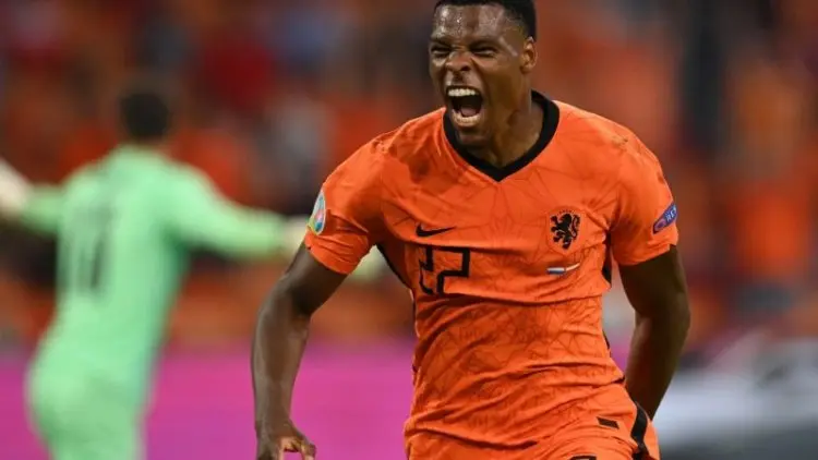 Denzel Dumfries si Aktor Hebat di Balik Ganasnya Performa De Oranje