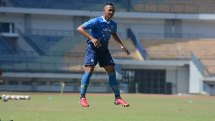 Ini Alasan Robert Alberts Enggan Rekrut Sansan Fauzi