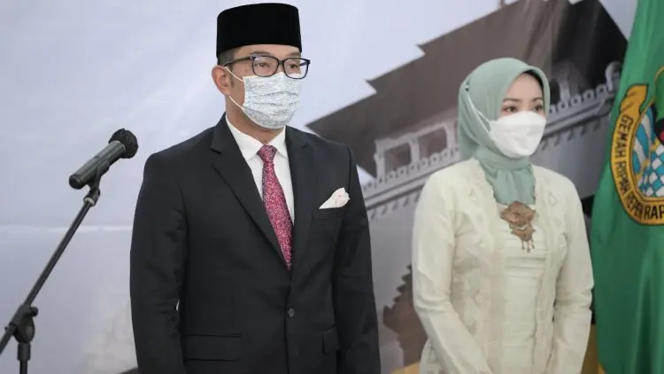 Ridwan Kamil Lantik Dirut RSHS Jadi Kepala Dinas Kesehatan