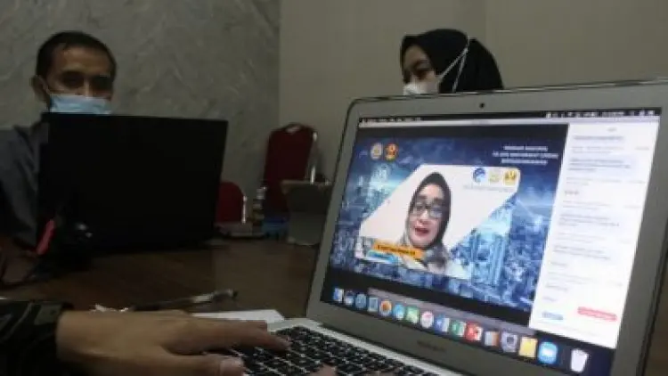 1.000 Orang Mengikuti Webinar Nasional Bertajuk "5G Dorong Masyarakat Cerdas Bertelekomunikasi"