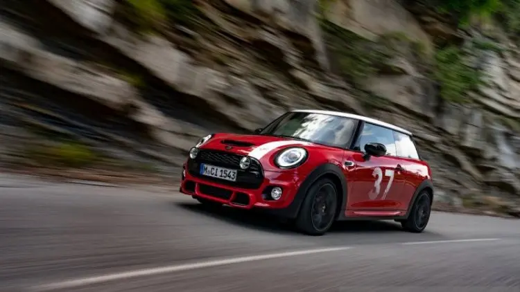 MINI Paddy Hopkirk Edition Hadir di Indonesia, Hanya Ada 10 Unit