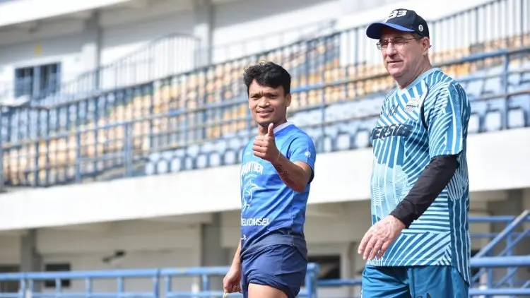 Ferdinand Hengkang, Bos Persib Isyaratkan Ada yang Menyusul