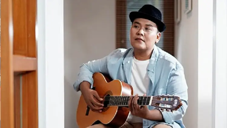 Denis Chairis Luncurkan Rindu dan Cinta untuk TKI