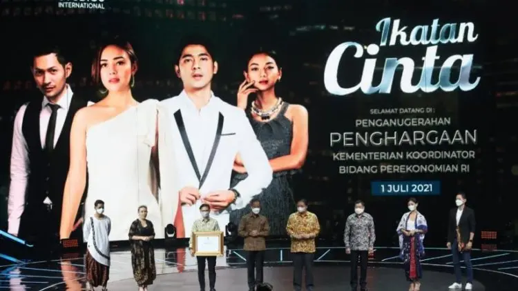Menko Perekonomian beri Penghargaan Ikatan Cinta